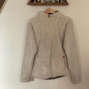 North face pullover
